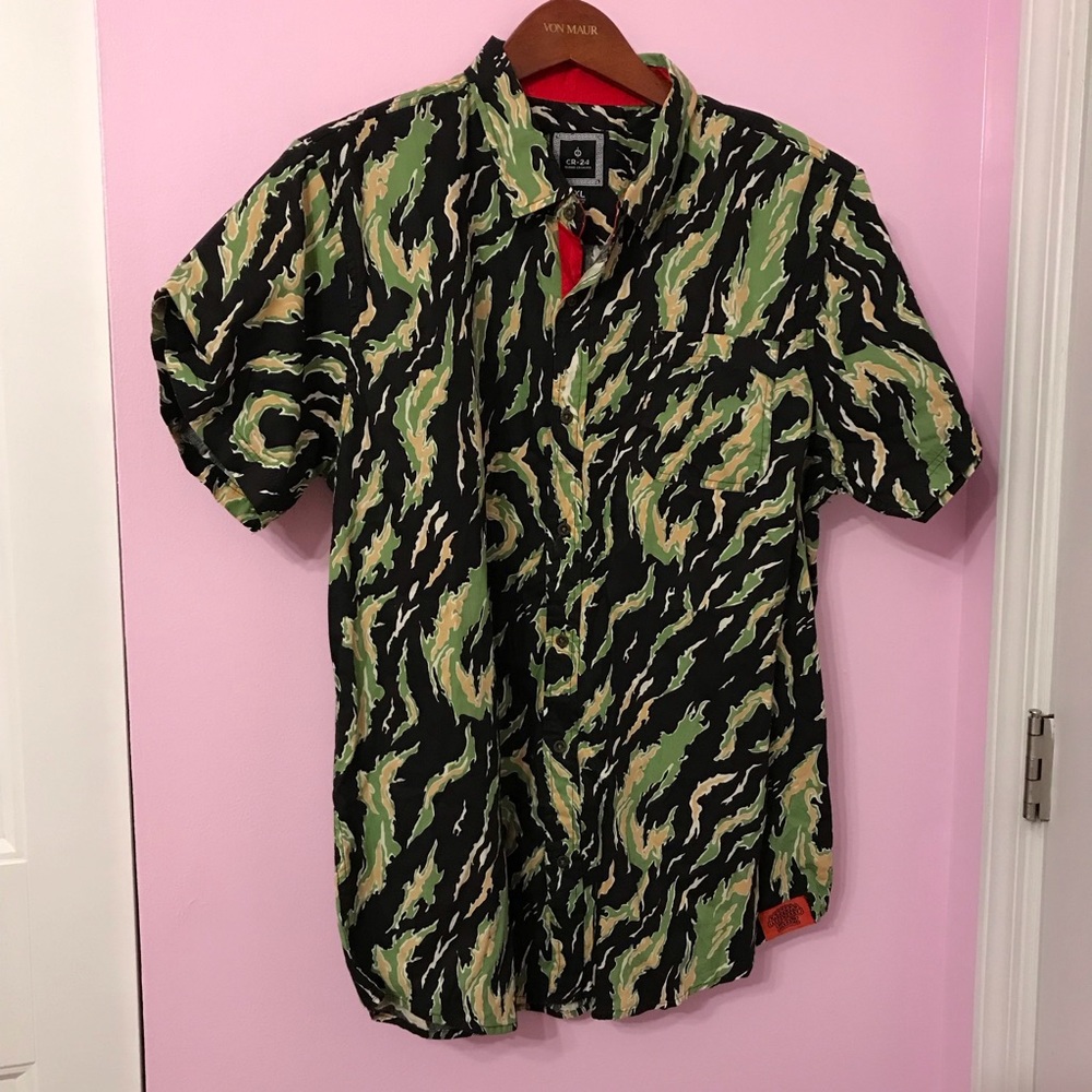 CR-24 Bordo Cromato Men's Black and Green Patterned button down Shirt size XL